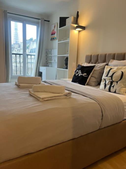 Appartement Paris Vue Tour Eiffel Trocadero Esterno foto