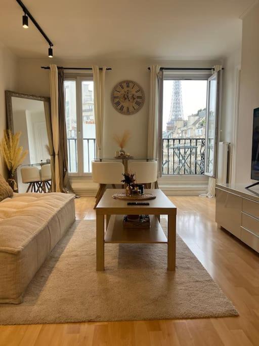 Appartement Paris Vue Tour Eiffel Trocadero Esterno foto